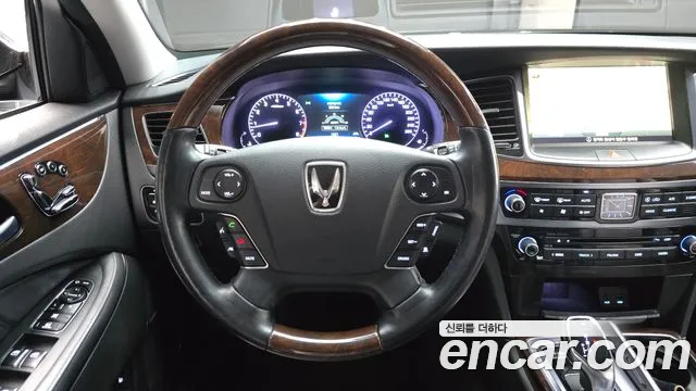 Hyundai Equus 2015 — фото 13