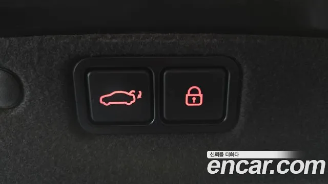 Hyundai Equus 2015 — фото 20