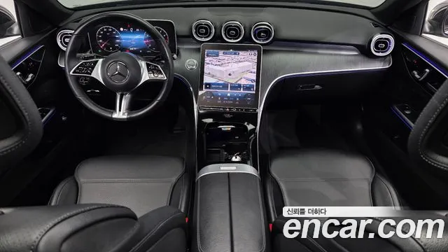 Mercedes-Benz C-Class 2023 — фото 10