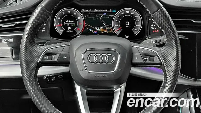 Audi Q8 2021 — фото 12