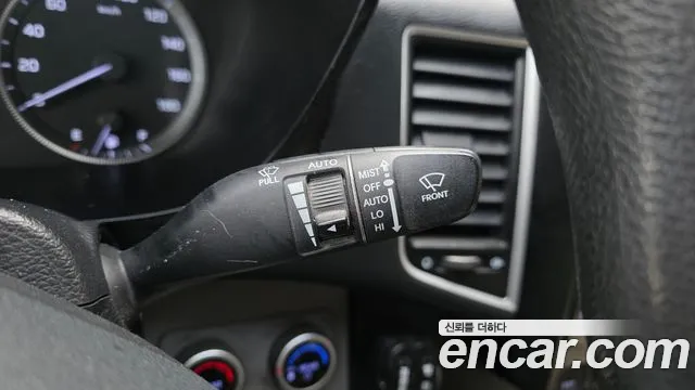 Hyundai Solati 2015 — фото 15