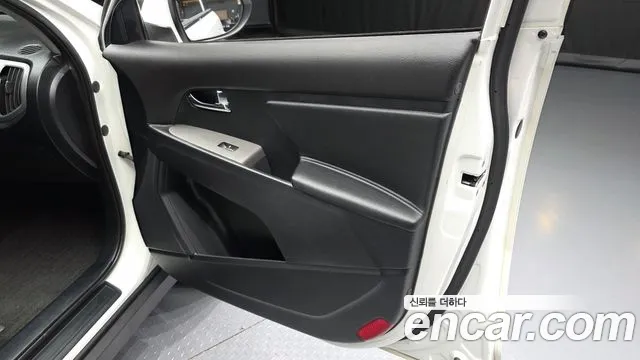 Kia Sportage 2015 — фото 14