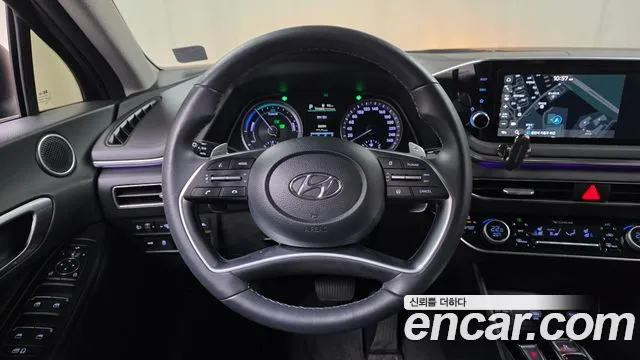 Hyundai Sonata 2022 — фото 19