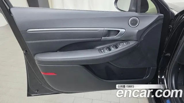 Hyundai Sonata 2022 — фото 14