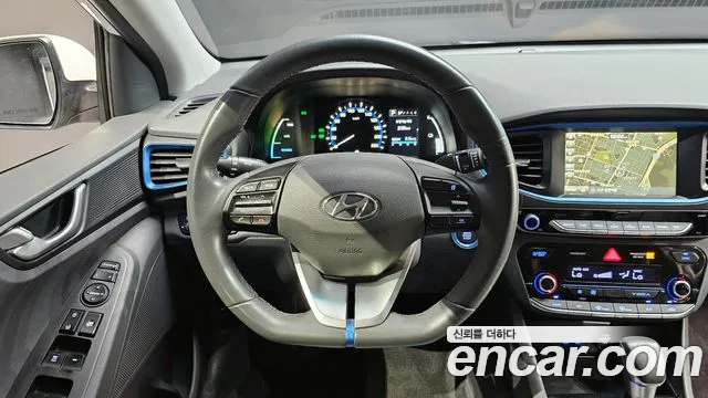 Hyundai Ioniq 2017 — фото 14