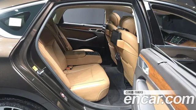 Hyundai Genesis 2015 — фото 18