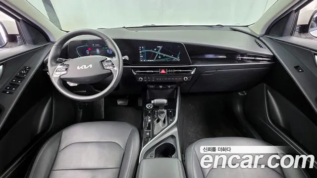 Kia Niro 2022 — фото 10