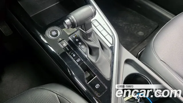 Kia Niro 2022 — фото 12