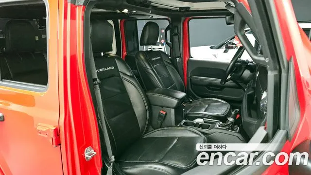 Jeep Wrangler 2019 — фото 18