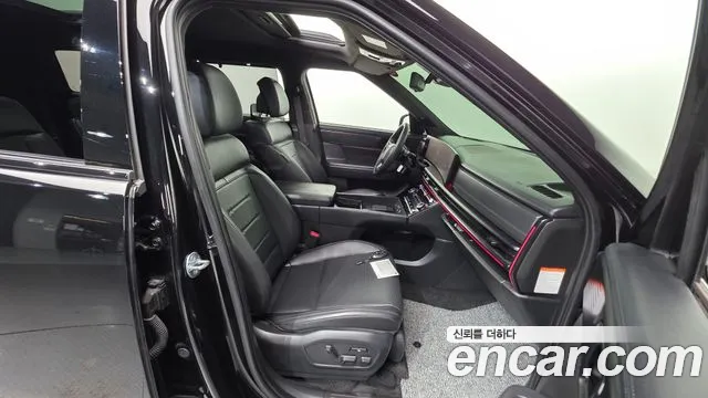 Hyundai Santafe 2025 — фото 16