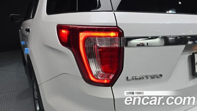 Ford Explorer 2017 — фото 9
