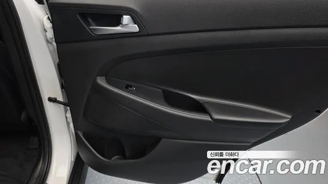 Hyundai Tucson 2018 — фото 15