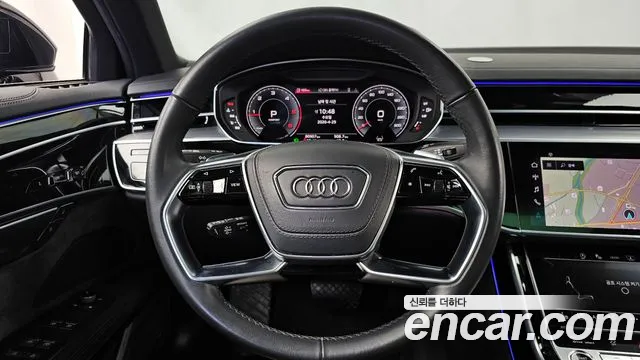 Audi A8 2021 — фото 19
