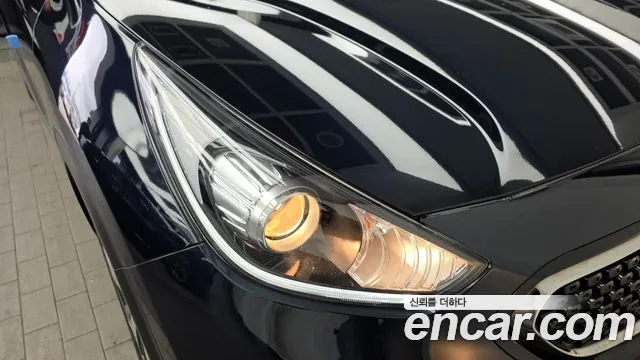 Kia Niro 2017 — фото 8
