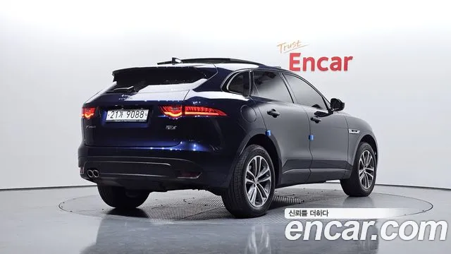 Jaguar F-PACE 2018 — фото 2