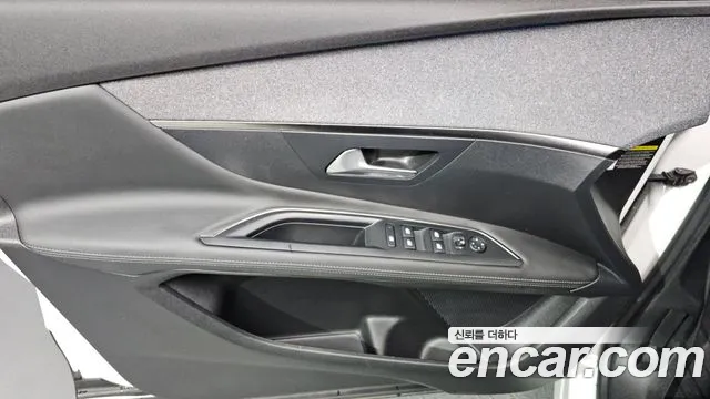 Peugeot 3008 2021 — фото 14