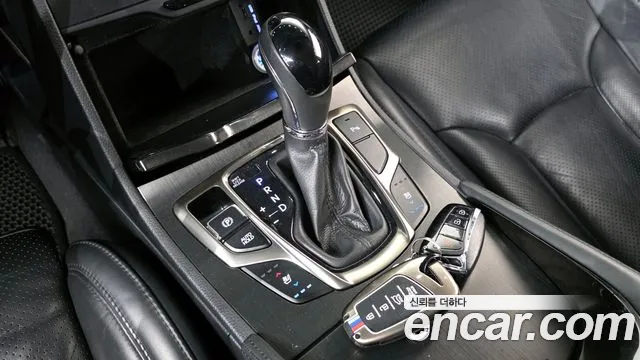 Hyundai Grandeur 2013 — фото 11