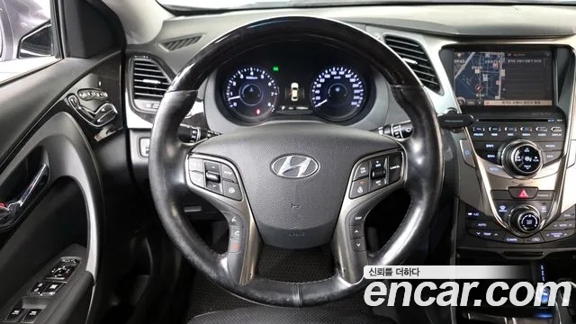 Hyundai Grandeur 2013 — фото 19