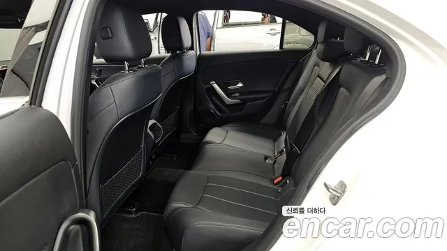 Mercedes-Benz A-Class 2024 — фото 16