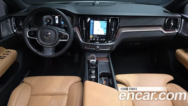 Volvo S60 2021 — фото 10