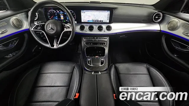 Mercedes-Benz E-Class 2021 — фото 10
