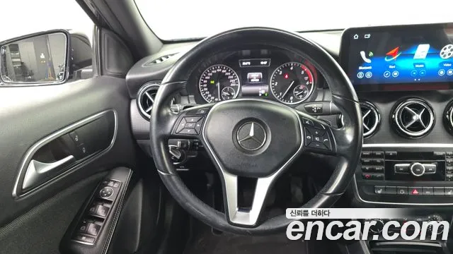 Mercedes-Benz A-Class 2014 — фото 12