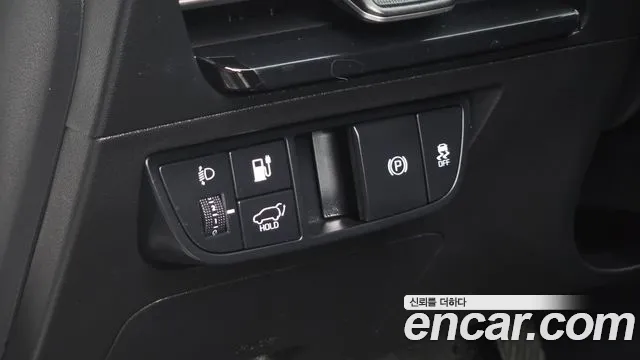 Kia EV6 2023 — фото 15