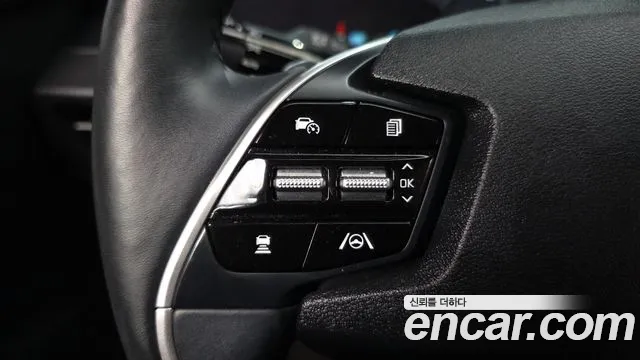 Kia EV6 2023 — фото 18