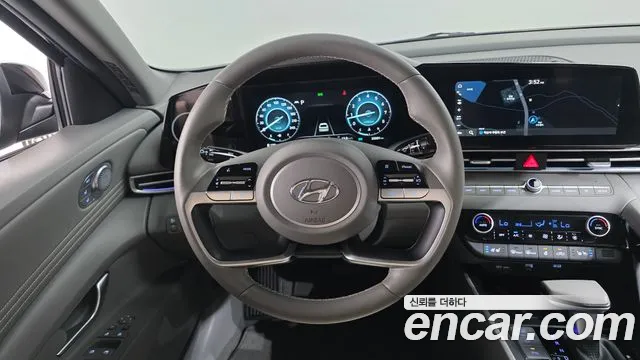 Hyundai AVANTE 2023 — фото 14