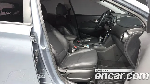 Hyundai Kona 2018 — фото 17