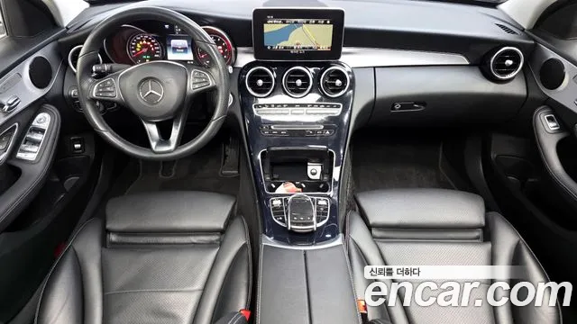 Mercedes-Benz C-Class 2018 — фото 10
