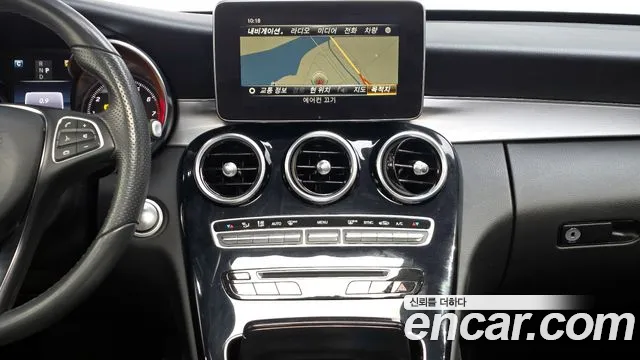 Mercedes-Benz C-Class 2018 — фото 19