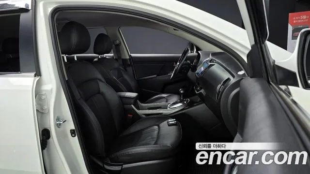 Kia Sportage 2015 — фото 11