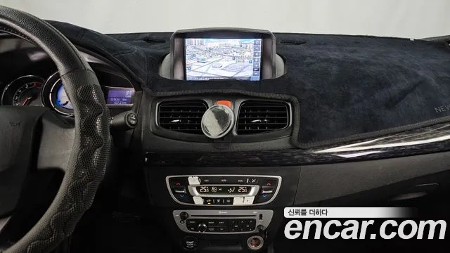 Renault-KoreaSamsung SM3 2015 — фото 14