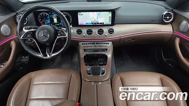 Mercedes-Benz E-Class 2021 — фото 10