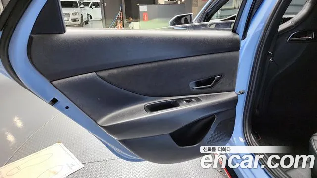 Hyundai AVANTE 2022 — фото 15