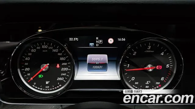 Mercedes-Benz E-Class 2017 — фото 8