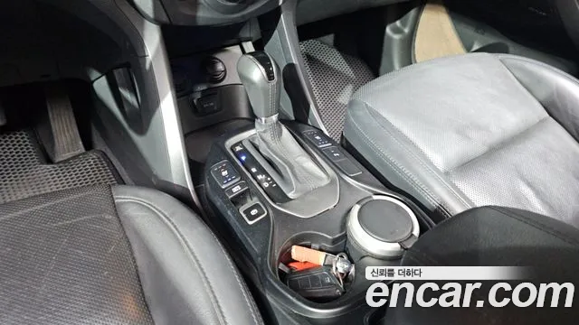 Hyundai Santafe 2015 — фото 9