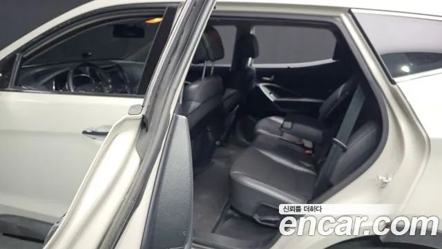 Hyundai Santafe 2015 — фото 13