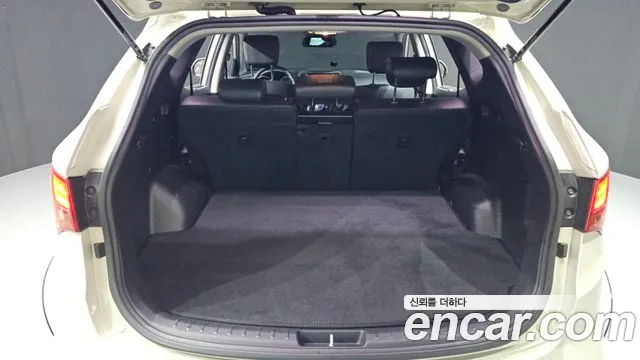Hyundai Santafe 2015 — фото 20
