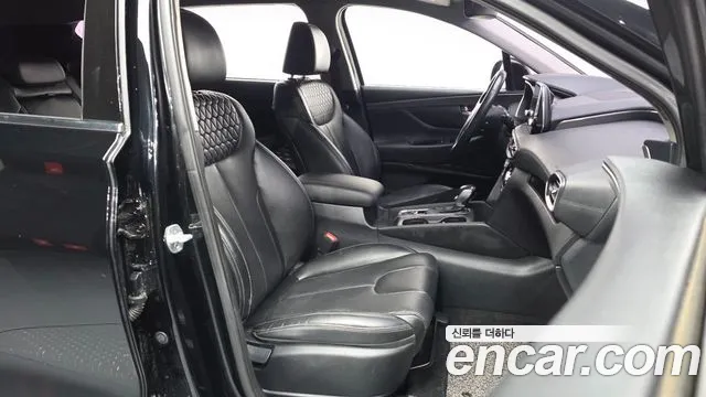 Hyundai Santafe 2019 — фото 11