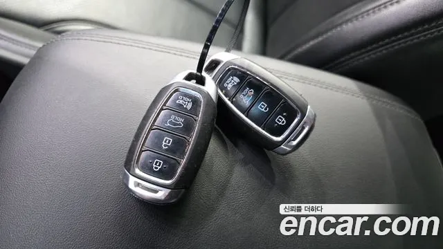 Hyundai Santafe 2019 — фото 17