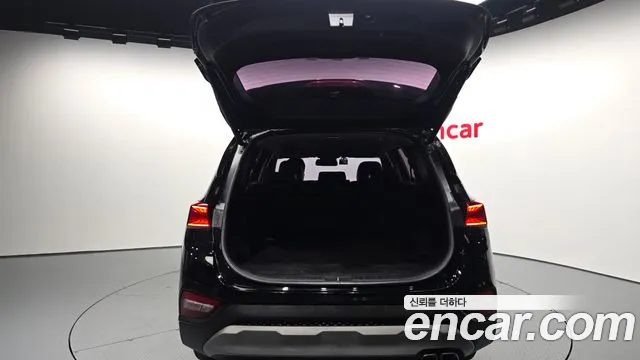 Hyundai Santafe 2019 — фото 20