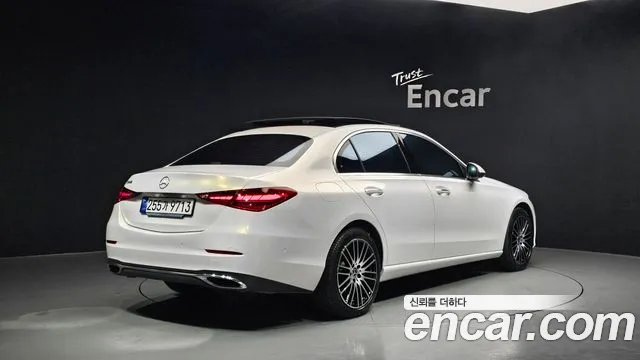 Mercedes-Benz C-Class 2025 — фото 2