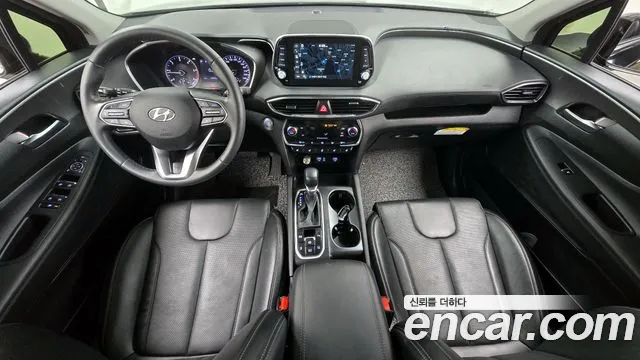 Hyundai Santafe 2020 — фото 10