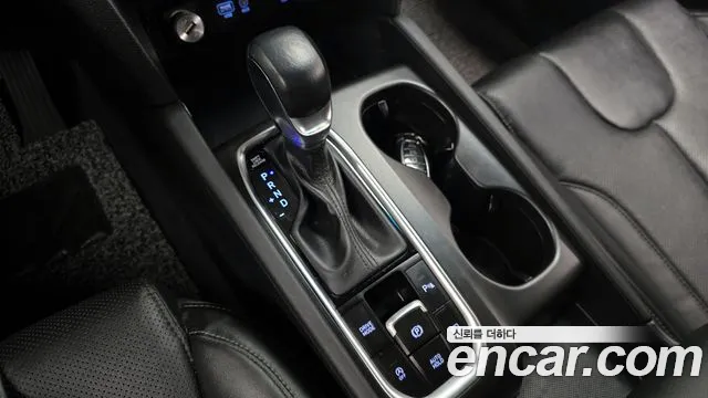 Hyundai Santafe 2020 — фото 12