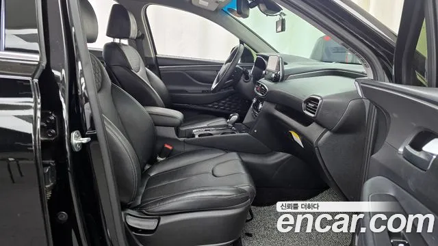 Hyundai Santafe 2020 — фото 17