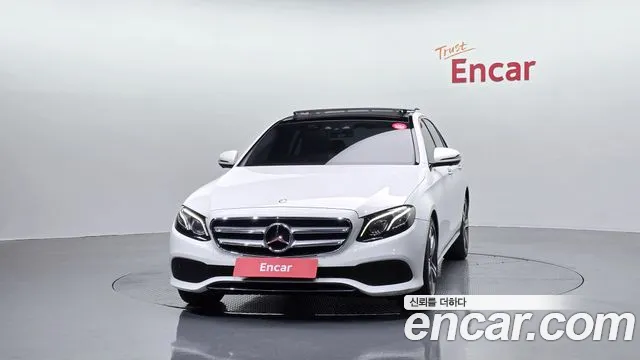Mercedes-Benz E-Class 2017 — фото 3