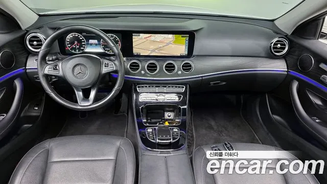 Mercedes-Benz E-Class 2017 — фото 7