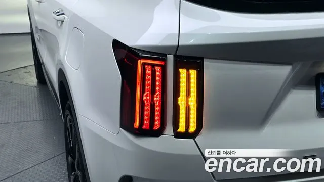 Kia Sorento 2022 — фото 9